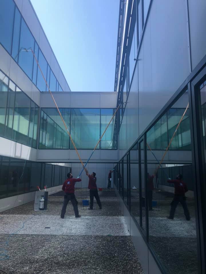Nettoyage des vitres et façades